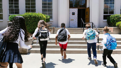 Tendencias de compras para el regreso a clases en México que toda familia debe conocer