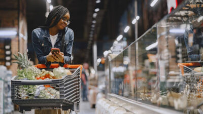 Best Time & Days to Buy Groceries: Save More and Find Fresher Products